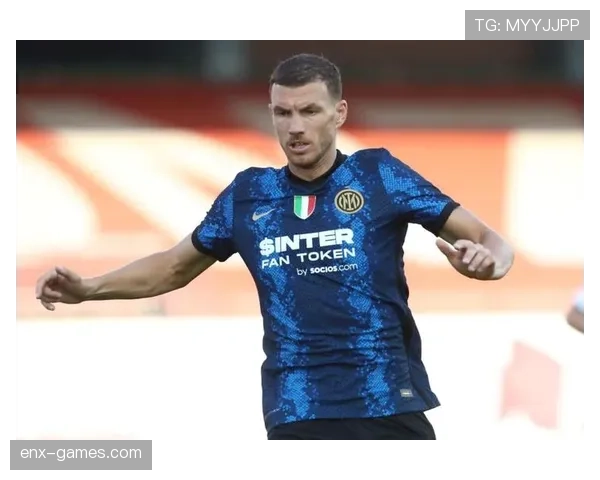 莱万 vs 哲科：中锋终结效率与战术角色差异